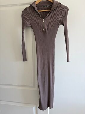 Zara Ribbed Long Sleeve Hooded Midi Dress in Taupe Brown